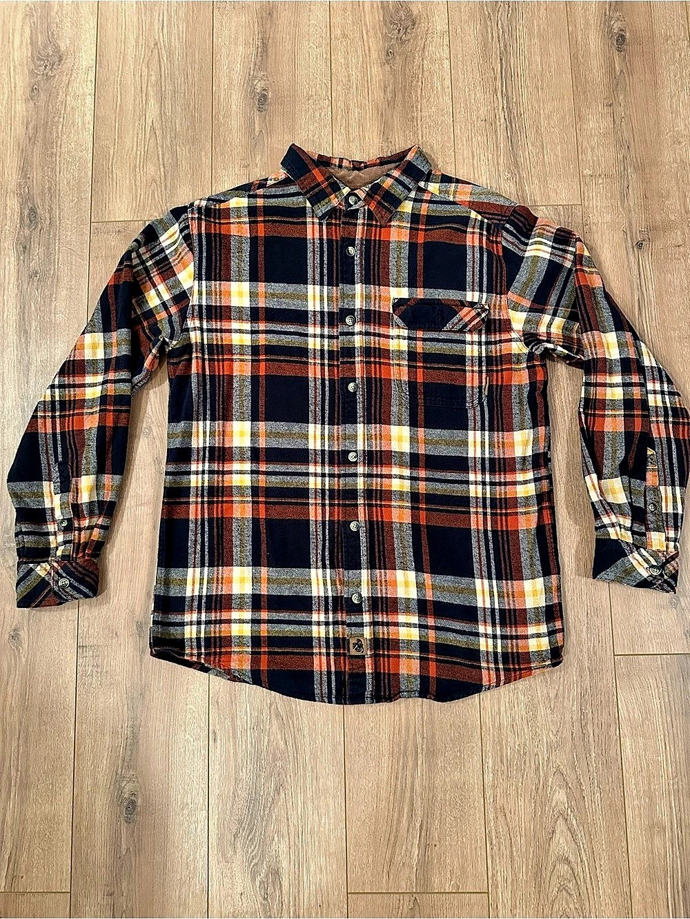 Legendary Whitetails Buck Camp Flannel Shirt Black & Orange Medium